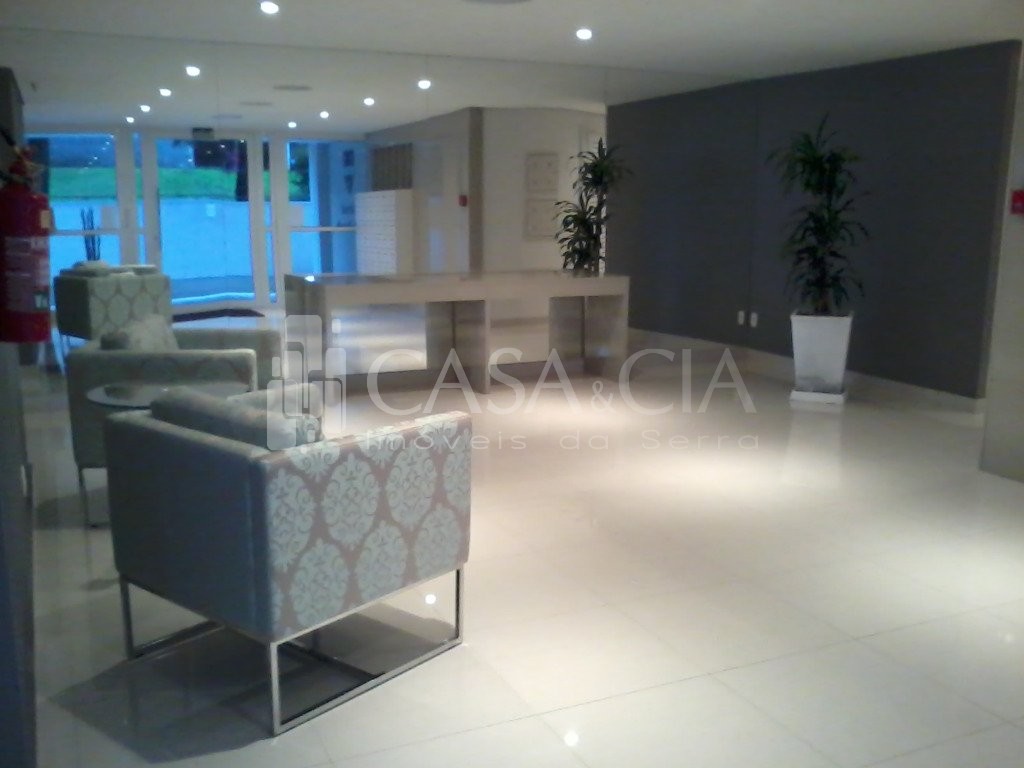 Apartamentos - 3 Dorm.<br />N. Sra de Lourdes<br />Caxias do Sul<br /><br />APARTAMENTO SEMI MOBILIADO COM 03 DORMITÓRIOS - SENDO 01 SUÍTE , EXCELENTE POSIÇÃO SOLAR: FRENTE LESTE E LATERAL NORTE, ALTO PADRÃO DE ACABAMENTO, AMPLA SALA DE ESTAR E JANTAR, COZINHA INTEGRADA, CHURRASQUEIRA, ESTAR COM SACADA FECHADA COM VIDRO - SISTEMA REIKI, SALÃO DE FESTAS, ELEVADOR, GÁS CENTRAL, ESPERA P/ SPLIT NOS 03 DORMITÓRIOS E NA SALA, ESQUADRIAS EM ALUMÍNIO, COM GELOSIA NOS DORMITÓRIOS, ESPERA PARA ÁGUA QUENTE, 02 VAGAS DE GARAGEM LADO A LADO. TUDO ISSO EM UMA ÓTIMA LOCALIZAÇÃO! OBS.: FICAM TODOS OS ELETRODOMÉSTICOS E MÓVEIS DA COZINHA, ÁREA DE SERVIÇO E BANHEIROS. OUTROS MÓVEIS QUE APARECEM NAS FOTOS PODEM SER NEGOCIADOS COM O PROPRIETÁRIO. O PRÉDIO POSSUI ELEVADOR, SALÃO DE FESTAS TODO EQUIPADO E SISTEMA DE CÂMERAS NA GARAGEM. 0-0