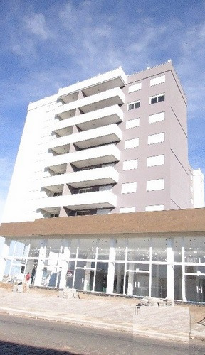 Apartamentos - 3 Dorm.<br />Desvio Rizzo<br />Caxias do Sul<br /><br />APARTAMENTO NO VILLAGIO IGUATEMI COM 03 DORMITÓRIOS, SENDO 01 SUÍTE, ESTAR E JANTAR INTEGRADOS COM SACADA, COZINHA, ÁREA DE SERVIÇO COM ACESSO PARA SACADA, CHURRASQUEIRA NA SACADA, BANHEIRO SOCIAL, GÁS CENTRAL, ELEVADOR, HIDRÔMETROS INDIVIDUAIS, SALA DE FESTAS MOBILIADO E 02 VAGAS DE GARAGEM. POSSIBILIDADE DE CUSTOMIZAÇÃO DE PLANTAS. 0-0
