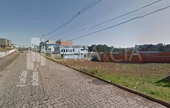 Terrenos<br />Desvio Rizzo<br />Caxias do Sul<br /><br />05 TERRENOS A VENDA NO LOT. MONDRIAN - PRÓXIMO À LAGOA DO RIZZO. 02 TERRENOS JUNTOS (360M CADA) QUE TOTALIZAM 720M OU 03 TERRENOS JUNTOS (384M CADA) QUE TOTALIZAM 1152M OS TERRENOS PODEM SER VENDIDOS SEPARADAMENTE. AVALIA-SE PERMUTA. VALOR ANUNCIADO É DE CADA TERRENO.