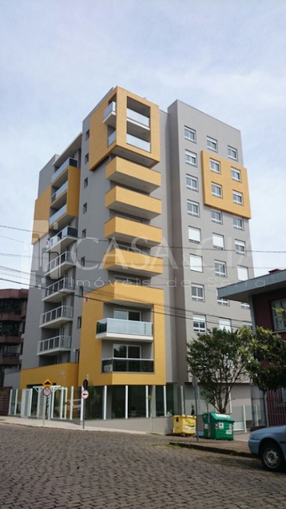 Apartamentos - 3 Dorm.<br />Pio X<br />Caxias do Sul<br /><br />APARTAMENTO COM 03 DORMITÓRIOS - SENDO 01 SUÍTE, POSIÇÃO SOLAR NORTE, CHURRASQUEIRA, ESPERA P/ SPLIT (NA SUÍTE/DORMITÓRIO E SALA), ESPERA P/ ÁGUA QUENTE, ESQUADRIAS EM ALUMÍNIO COM ESPERA P/ VIDRO DUPLO, MEDIDORES INDIVIDUAIS DE ÁGUA E GÁS, 02 VAGAS DE GARAGEM (LADO A LADO). EMPREENDIMENTO COM CERCA ELÉTRICA, AMPLO SALÃO DE FESTAS MOBILIADO, ÁREA TÉCNICA PARA COLOCAÇÃO DE SPLITS, PÁTIO CERCADO E AJARDINADO. 0-0